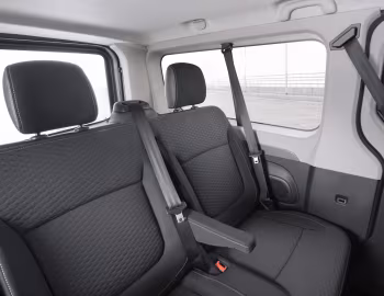 Interior Opel Vivaro Combi+ '2017–19