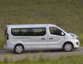 Opel Vivaro Combi BiTurbo mit langem Radstand '2014–19