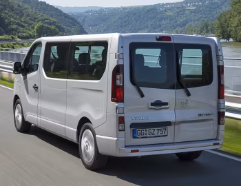 Opel Vivaro Combi BiTurbo mit langem Radstand '2014–19