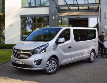 Opel Vivaro Combi BiTurbo mit langem Radstand '2014–19