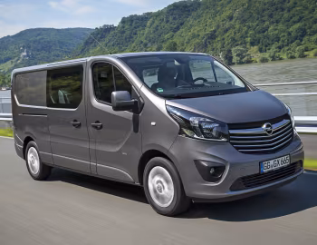 Opel Vivaro Doppelkabine BiTurbo mit langem Radstand '2014–19