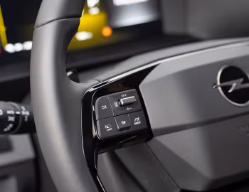 Interior Opel Vivaro Cargo Electric L2 [Worldwide] '2024–pr.