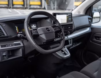 Interior Opel Vivaro Cargo Electric L2 [Worldwide] '2024–pr.