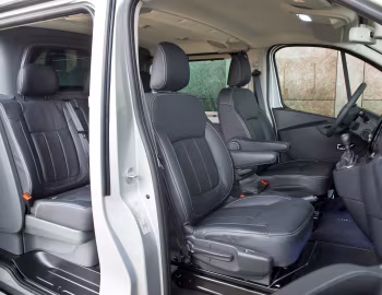 Interior Opel Vivaro Sport Combi BiTurbo LWB '2016–19