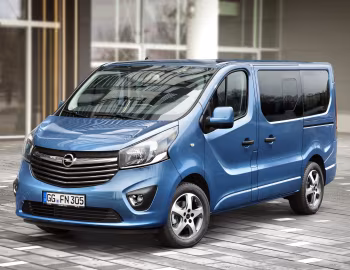 Opel Vivaro Tourer BiTurbo '2015–17