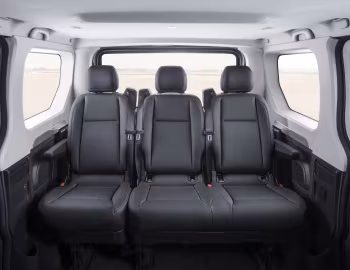 Interior Opel Vivaro Tourer BiTurbo '2017–19