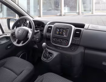 Interior Opel Vivaro Tourer BiTurbo '2015–17