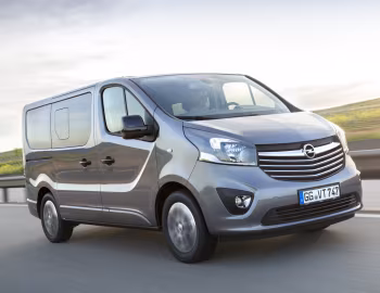 Opel Vivaro Tourer BiTurbo '2017–19