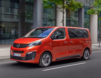 Opel Zafira-e Life Medium [Worldwide] '2020–23