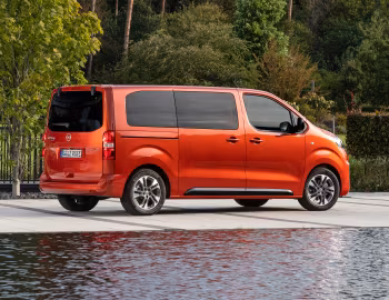 Opel Zafira-e Life Medium [Worldwide] '2020–23