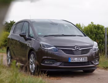 Opel Zafira '2016–19
