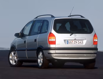 Opel Zafira 2.2 (A) '10.2000–03