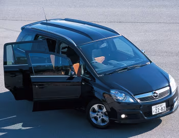 Opel Zafira 2.2 Sport [Japan] (B) '01–12.2006