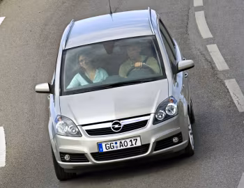 Opel Zafira (B) '2005–08