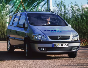 Opel Zafira 1.6 CNG (A) '07.2001–02.2003