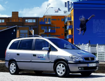 Opel Zafira 1.6 CNG (A) '07.2001–02.2003