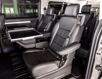 Interior Opel Zafira Life Large [South Africa] '2022–pr.