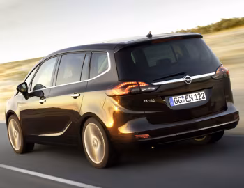 Opel Zafira Tourer (C) '2011–16