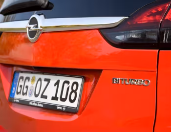Opel Zafira Tourer BiTurbo (C) '2012–16