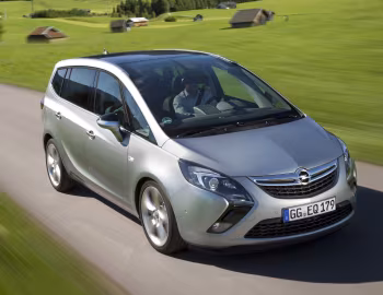 Opel Zafira Tourer Turbo (C) '2011–16