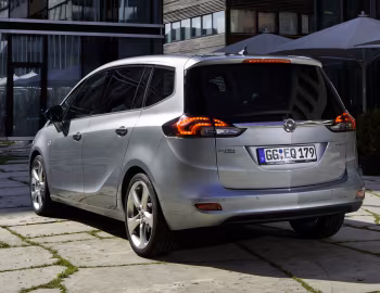 Opel Zafira Tourer Turbo (C) '2011–16
