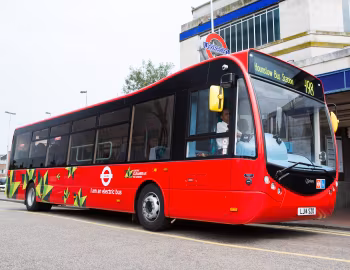 Optare MetroCity V1060MC [UK-spec] (B29D) '04.2014