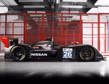 Signatech Nissan LMP2 Prototype '02.2011