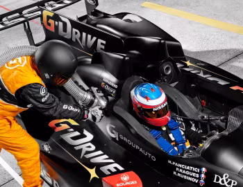 Signatech Nissan Oreca 03 '05.2012
