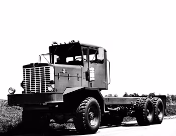 Oshkosh F2338 '1983