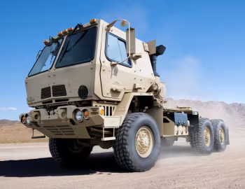 Oshkosh FMTV 6×6 5-ton Tractor