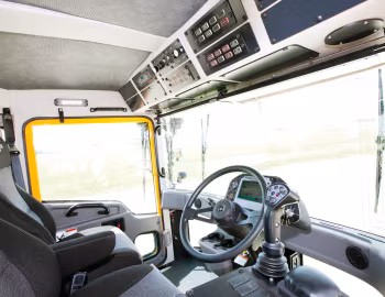 Интерьер Oshkosh H-Series Chassis