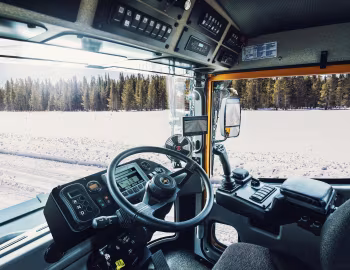 Интерьер Oshkosh H-Series Single Engine Blower