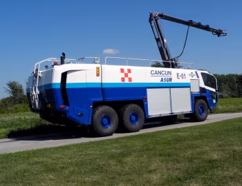 Oshkosh Striker 3000 '2010–н.в.