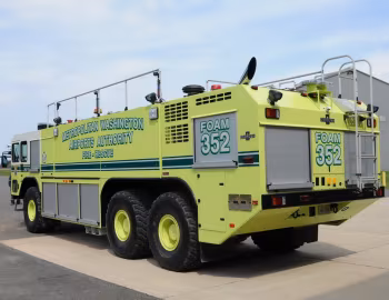 Oshkosh Striker 3000 ARFF '2002–????