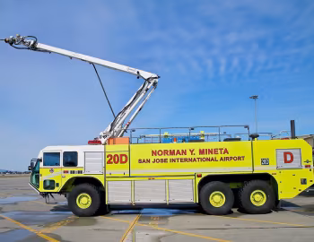 Oshkosh Striker 3000 ARFF '2002–????