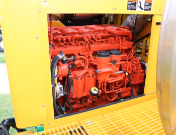 Under The Hood Oxbo 7550 '2018–pr.