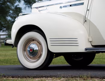 1941 Packard 110 Special Convertible (1900-1489DE)