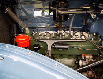 Sous la capuche 1936 Packard 120 Convertible Coupe (999)