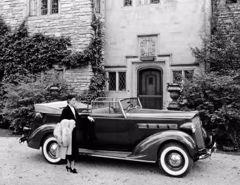 1937 Packard 120 Convertible Sedan (120-C 1097)
