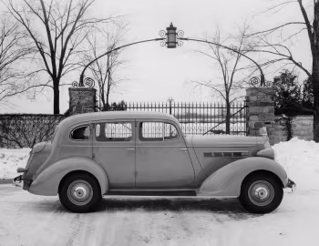 1935 Packard 120 Touring Sedan (120-A 892)