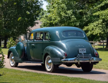 1941 Packard 160 Super Eight 7-passenger Touring Sedan (1905-1471)