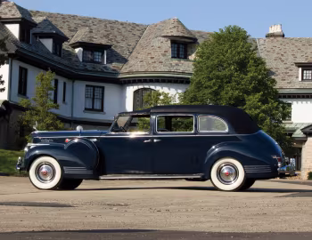 1941 Packard 180 Custom Super Eight All-Weather Town Car by Rollston (1908-795) '09.1940–41
