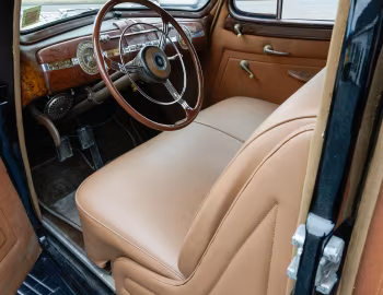 Interior 1940 Packard 180 Custom Super Eight Formal Sedan (1807-1332)