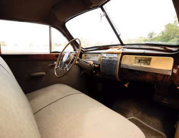 Interior 1941 Packard 180 Custom Super Eight Sport Brougham by LeBaron (1907-1452) '09.1940–41