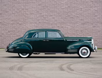 1941 Packard 180 Custom Super Eight Sport Brougham by LeBaron (1907-1452) '09.1940–41