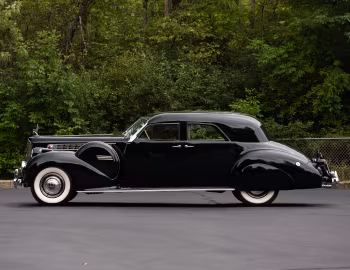 1940 Packard 180 Custom Super Eight Sport Sedan by Darrin (1807-720)