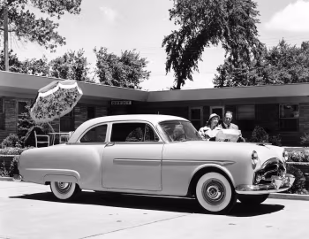 1952 Packard 200 Club Sedan (2501-2595)