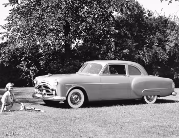 1951 Packard 200 Deluxe Club Sedan (2495) '1950–51