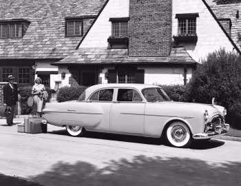 1951 Packard 300 Touring Sedan (2402-2472) '08.1950–51