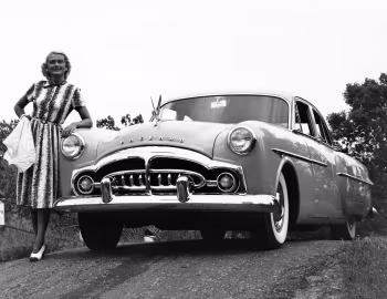 1951 Packard 300 Touring Sedan (2402-2472) '08.1950–51